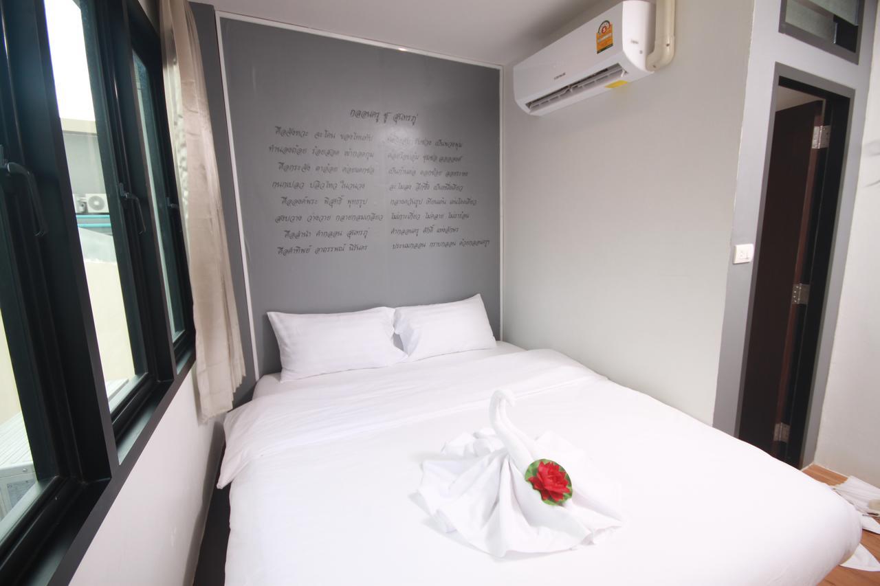 Darin Hostel Bangkok Bagian luar foto