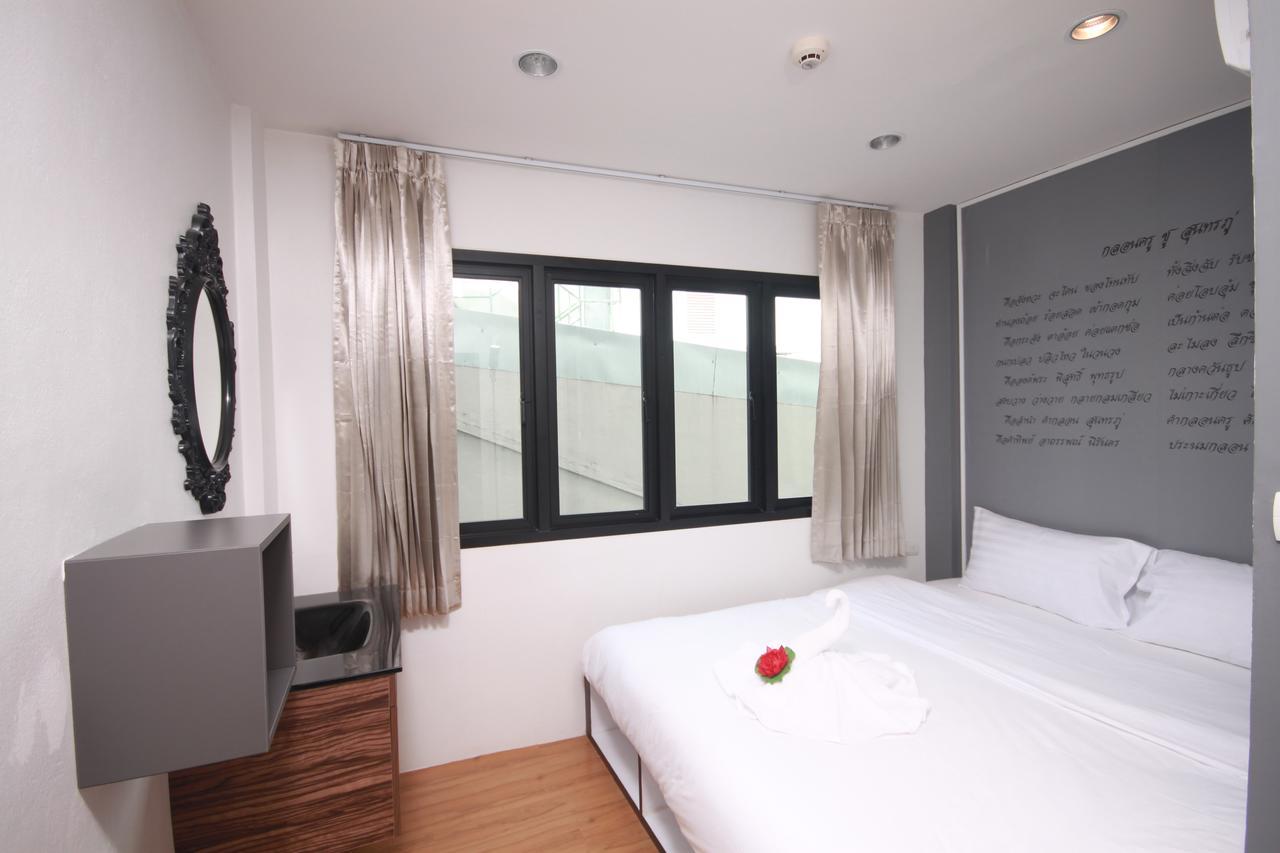 Darin Hostel Bangkok Bagian luar foto