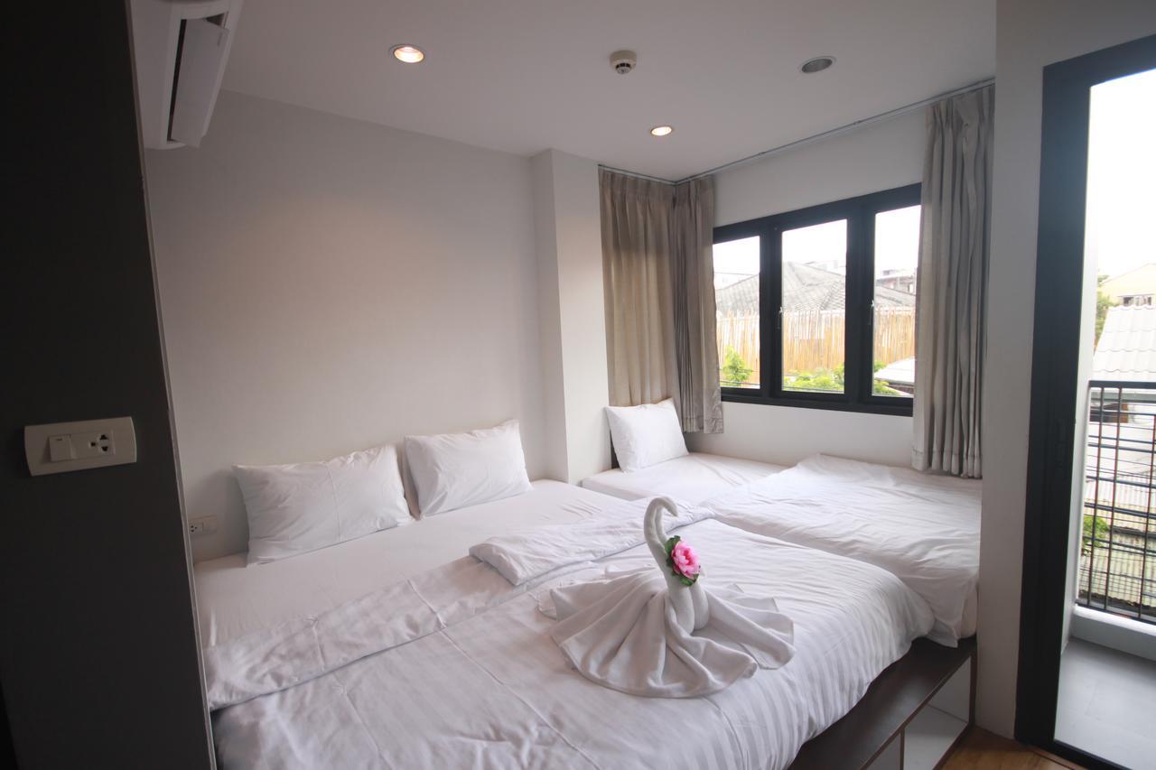 Darin Hostel Bangkok Bagian luar foto
